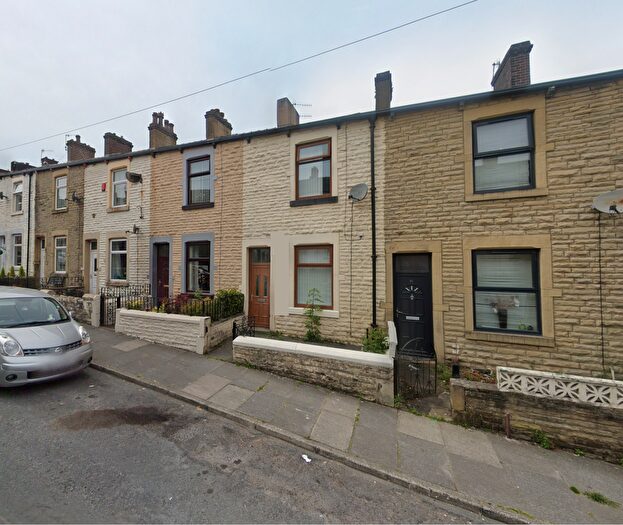 4 Bedroom Terraced House For Sale In Berry Street, Burnley, BB11