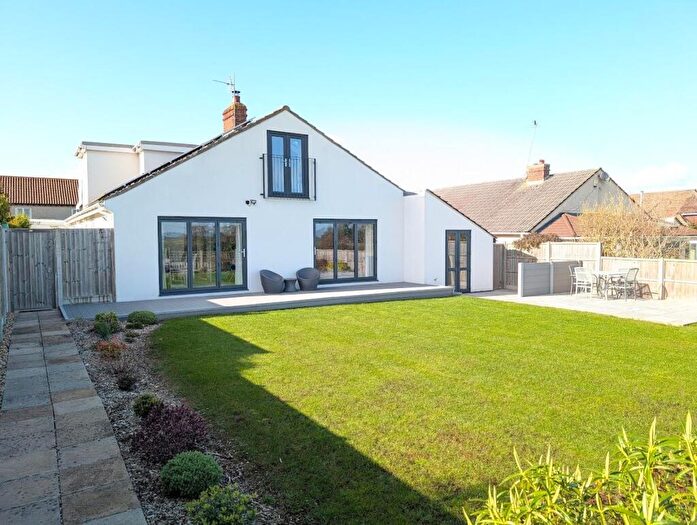 5 Bedroom House For Sale In Crantock Drive, Almondsbury, Bristol, BS32