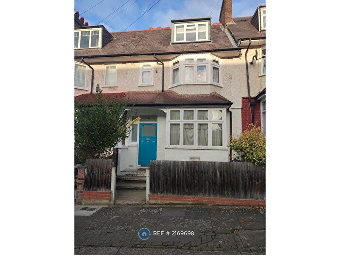 4 Bedroom Terraced House To Rent In Lynwood Road, London, SW17