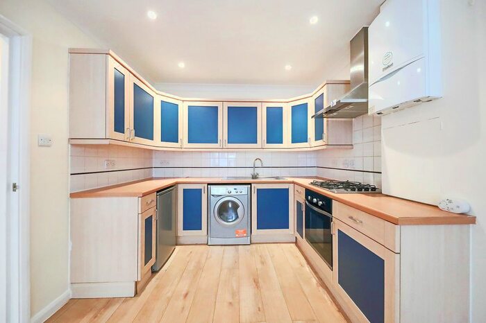 1 Bedroom Flat To Rent In Leeland Terrace, London, W13