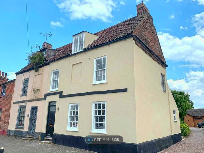 3 Bedroom Semi-Detached House To Rent In Church Street, Holbeach, Spalding, PE12