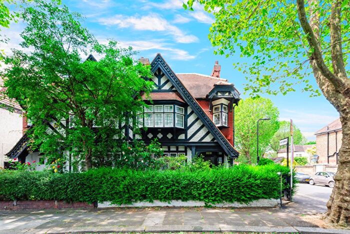 5 Bedroom Property To Rent In West Lodge Avenue, London, W3