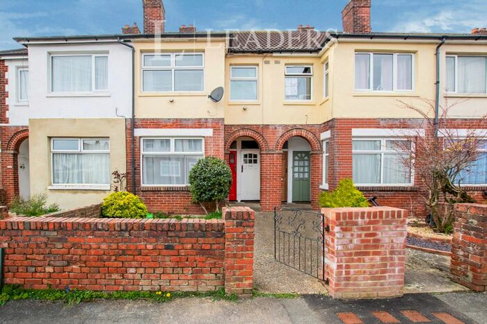 1 Bedroom Flat To Rent In Greenlea Grove, Gosport, PO12