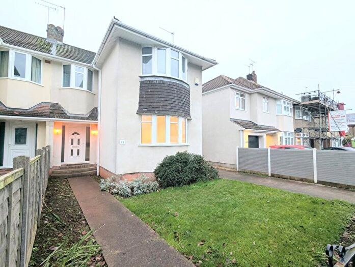 3 Bedroom Semi Detached House To Rent In Heath Road, Downend, Bristol, BS16