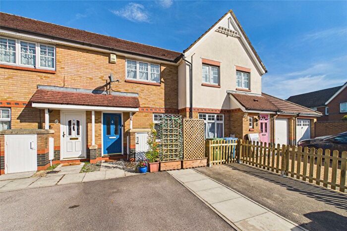 2 Bedroom Terraced House For Sale In Pakenham Road, Bracknell, Berkshire, RG12