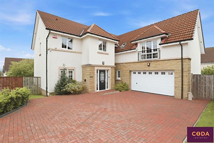 5 Bedroom Detached House For Sale In Luggie Avenue, Woodilee Village, Lenzie, G66
