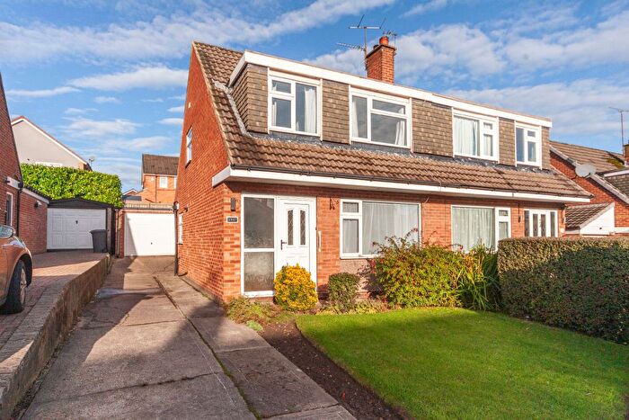 3 Bedroom Semi-Detached House To Rent In Linton Drive, Leeds, LS17