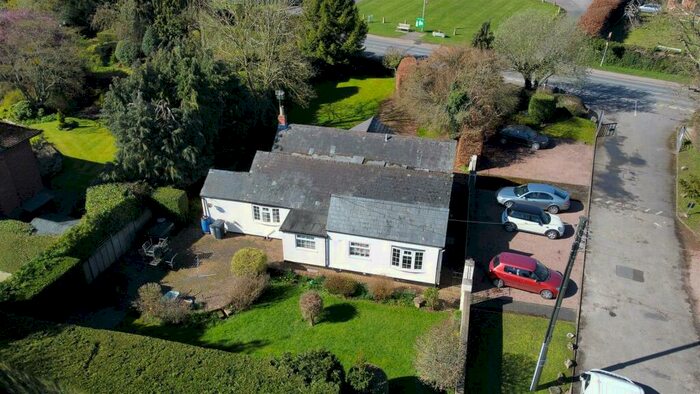 3 Bedroom Detached Bungalow For Sale In Gloucester Road, Corse, GL19