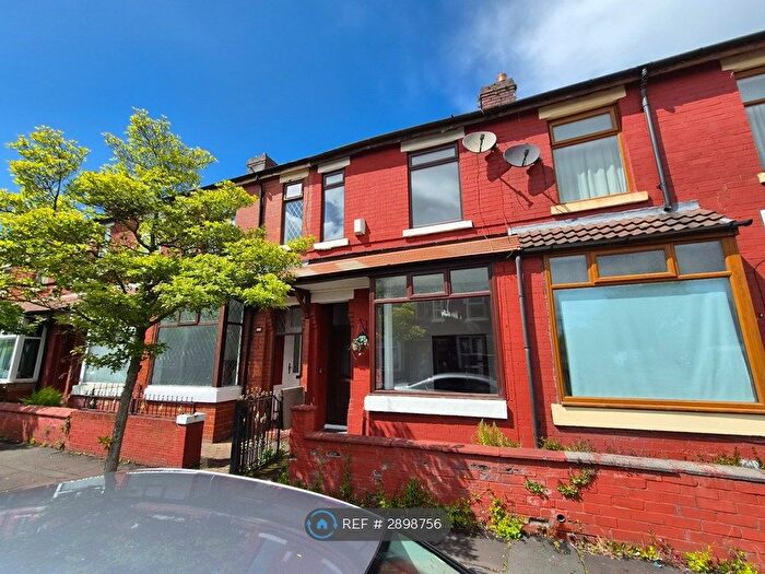 2 Bedroom Terraced House To Rent In Winnie St, Manchester, M40