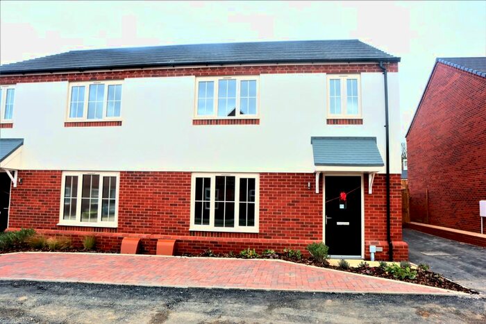 4 Bedroom Semi-Detached House To Rent In Barnards Way, Shenley Church End, Milton Keynes, MK5