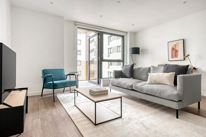 1 Bedroom Apartment To Rent In Vanguard Way, London, E17