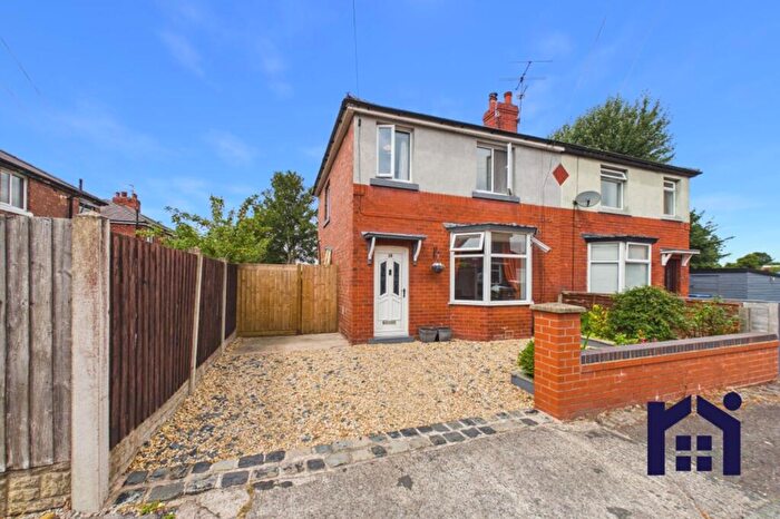 3 Bedroom Semi Detached House For Sale In Belgrave Road, Leyland, PR25