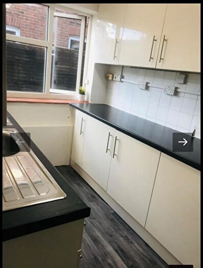 8 Bedroom Detached House To Rent In Morris Road, Southampton, SO15