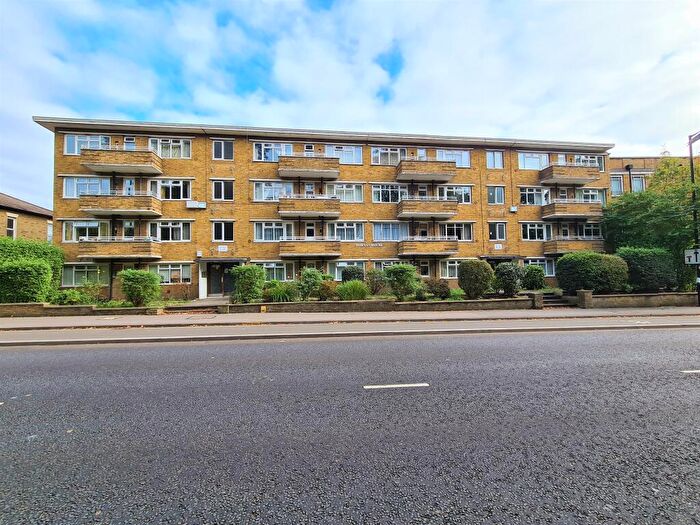 1 Bedroom Flat To Rent In The Avenue, Southampton, SO17