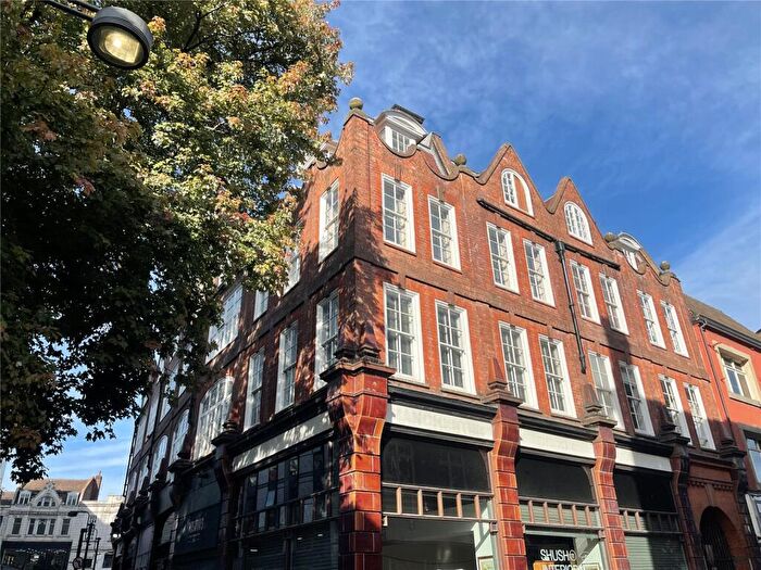 2 Bedroom Apartment To Rent In Vassalli House, Central Road, Leeds, LS1