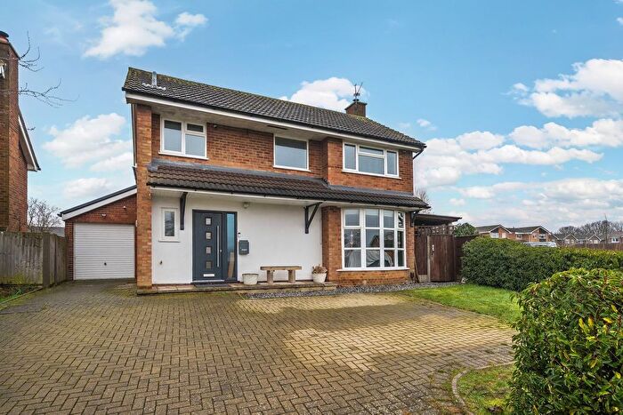 4 Bedroom Detached House For Sale In Bluebell Close, Flitwick, MK45