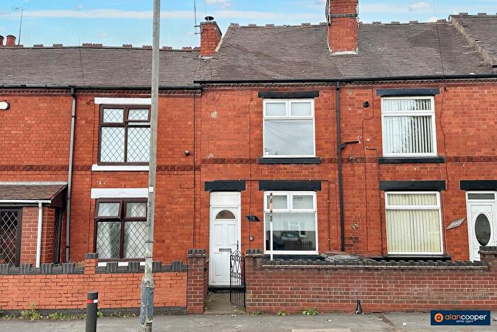 2 Bedroom Terraced House For Sale In Tomkinson Road, Stockingford, Nuneaton, CV10