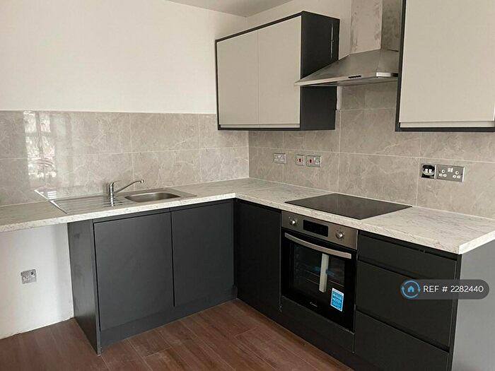 1 Bedroom Flat To Rent In Belgrave Chapel, Darwen, BB3