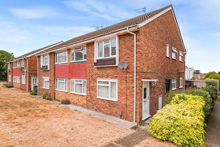 2 Bedroom Maisonette For Sale In Granville Road, Sidcup, DA14