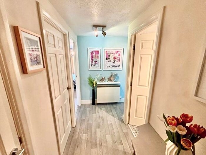 2 Bedroom Flat For Sale In Clive Street, Dolphin Quays, North Shields, North Shields, NE29