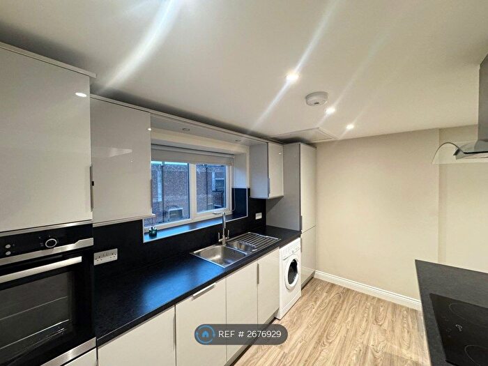 1 Bedroom Flat To Rent In London Street, Southport, PR9