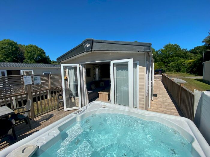 2 Bedroom Property For Sale In Chudleigh, Newton Abbot, TQ13