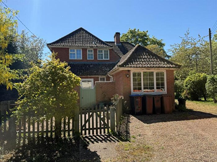 4 Bedroom Detached House To Rent In Stradbroke, IP21