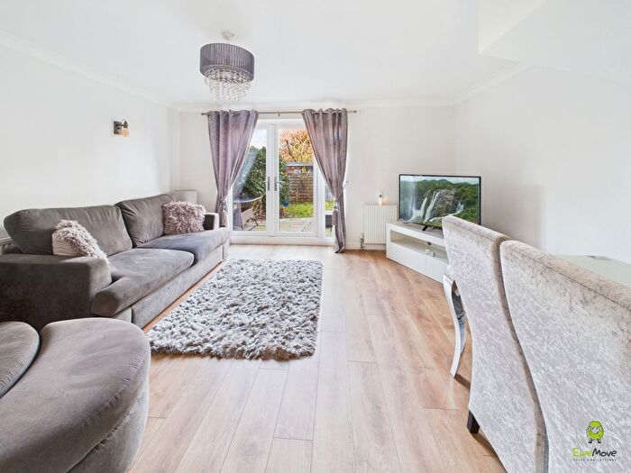3 Bedroom Terraced House For Sale In Hornbeam Lane, Bexleyheath, Kent, DA7