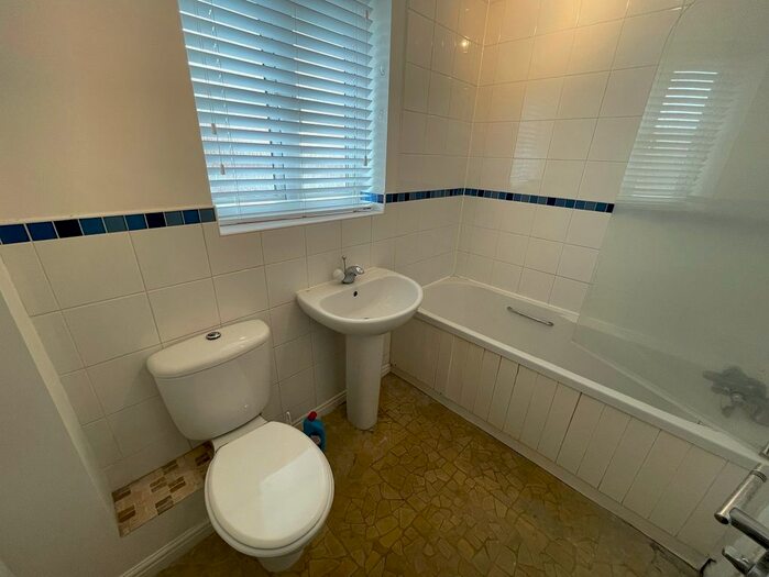 4 Bedroom Property To Rent In Avitus Way, Highwoods, Colchester, CO4