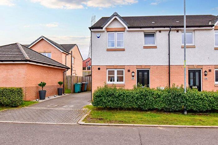 3 Bedroom Semi-Detached House For Sale In Cailhead Drive, Cumbernauld, G68