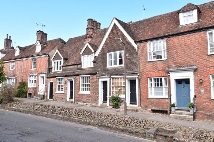 3 Bedroom Cottage For Sale In High Street, Lenham, Maidstone, ME17