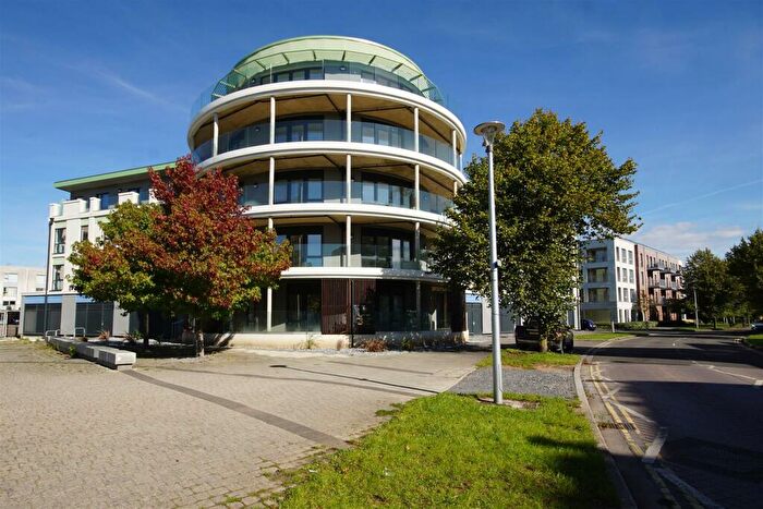 3 Bedroom Apartment For Sale In Apartment The Arc, Martingale Way, Portishead, B1