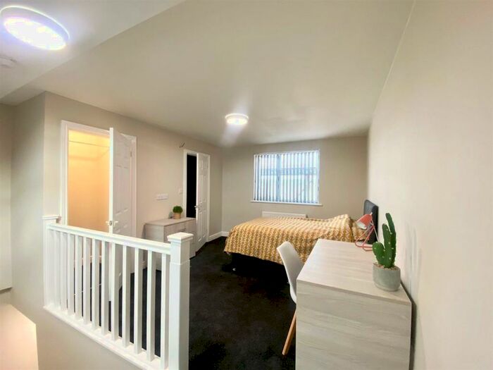 5 Bedroom Private Hall To Rent In Coulston Road, Lancaster, LA1