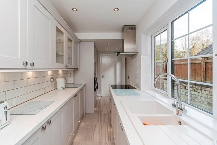 4 Bedroom End Of Terrace House For Sale In Long Lane, Walsall, Staffordshire, WS6