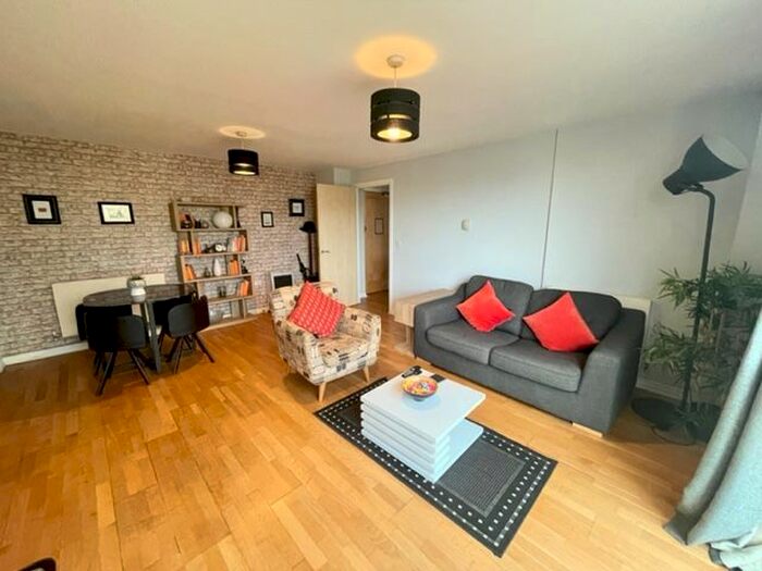 1 Bedroom Flat To Rent In Regent Street, Brighton, BN1