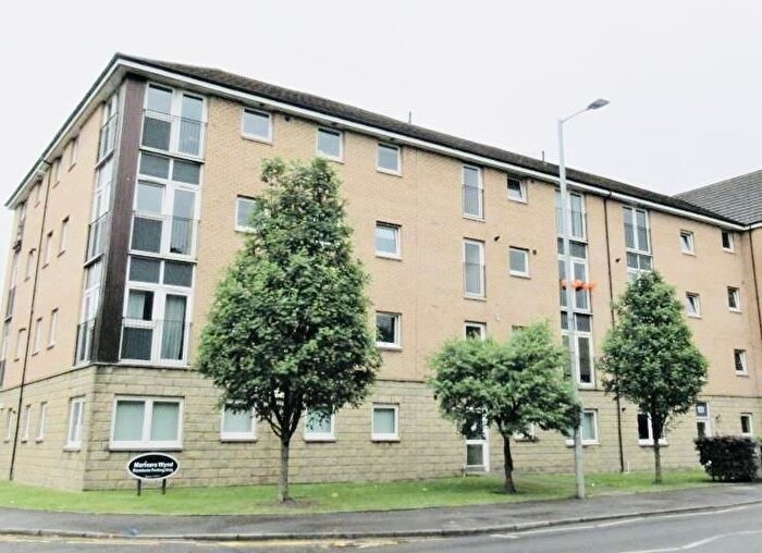 2 Bedroom Flat To Rent In Paisley Road West, Glasgow, G51