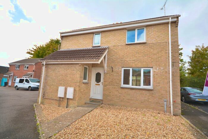 3 Bedroom Property To Rent In Highgrove Close, Dorchester, DT1