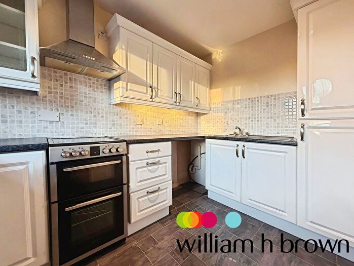 2 Bedroom Flat To Rent In California Close, Colchester, CO4