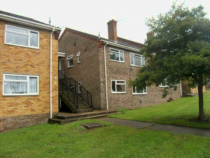2 Bedroom Flat To Rent In Bancroft Close, Stoke Holy Cross, Norwich, NR14