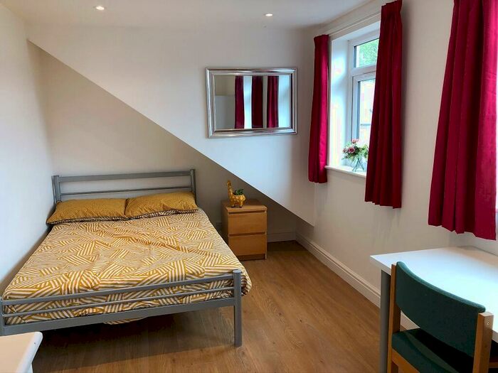 6 Bedroom Terraced House To Rent In Osmaston Street, Lenton, Nottingham, NG7