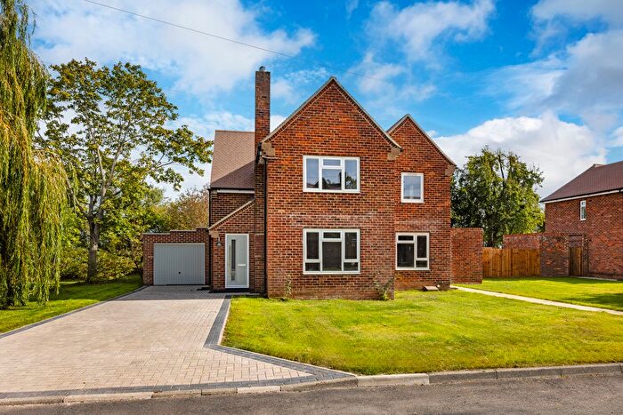 3 Bedroom Property To Rent In The Paddock, York, YO30