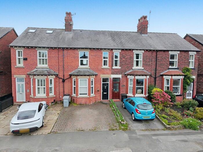 4 Bedroom Terraced House For Sale In Heyes Lane, Alderley Edge, SK9