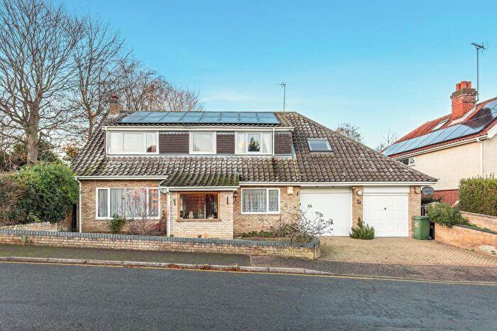 5 Bedroom Detached House For Sale In Timeless Five Bedroom Property With Annexe In Norwich, NR4