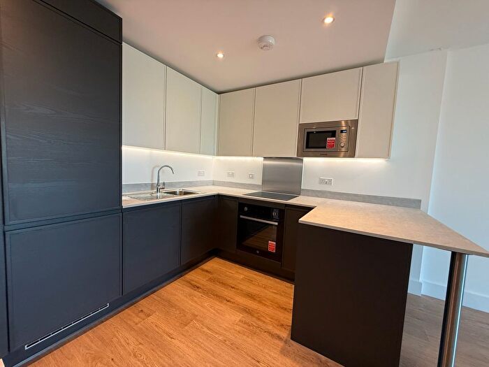 2 Bedroom Flat To Rent In Burnt Mill, Harlow, CM20