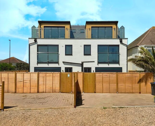 3 Bedroom Semi-Detached House To Rent In Brighton Road, Lancing, BN15