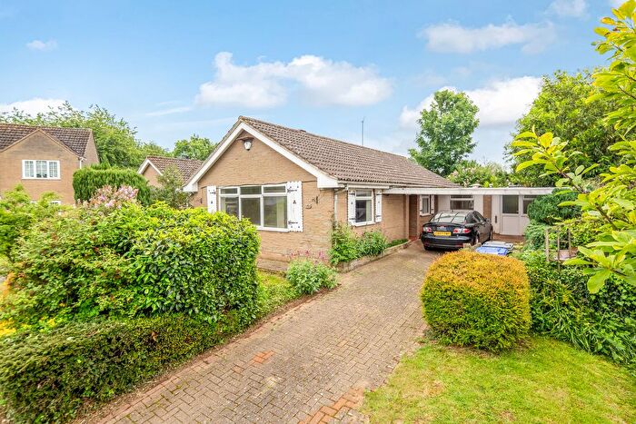 3 Bedroom Bungalow For Sale In Thomas Close, Byfield, Daventry, NN11