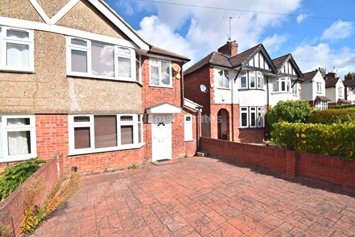5 Bedroom Semi-Detached House To Rent In Ennerdale Road, Reading, RG2