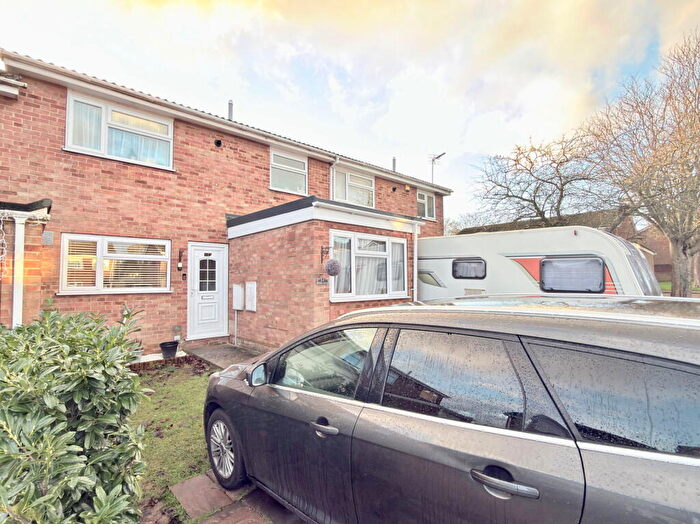 4 Bedroom Terraced House For Sale In Peebles Place, Bletchley, Milton Keynes, MK3