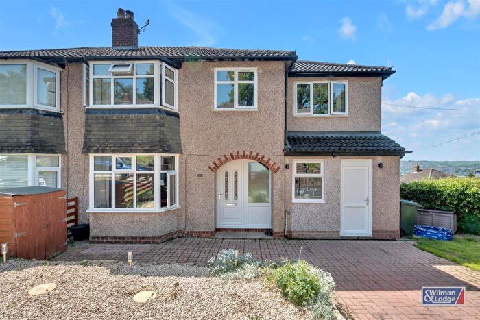 4 Bedroom Semi Detached House For Sale In Southfield Drive, Riddlesden, BD20