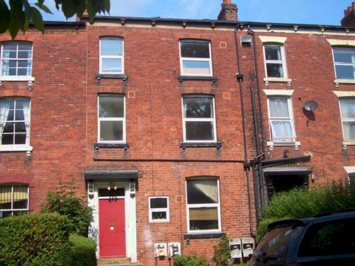 1 Bedroom Flat To Rent In Midland Road, Leeds, LS6